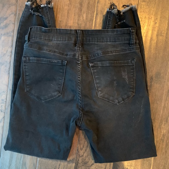 Vervet Distressed Jeans from Altar’d State - Picture 5 of 9